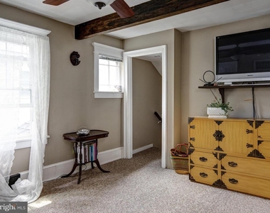 25 E Redman Avenue - Photo Thumbnail 3