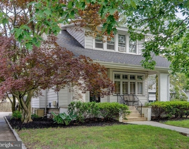 25 E Redman Avenue - Photo Thumbnail 1