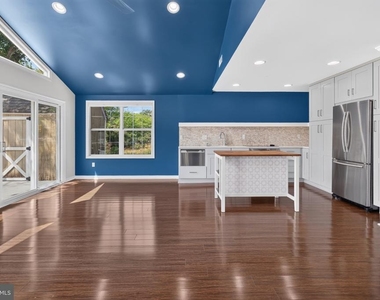 1035 Chester River Drive - Photo Thumbnail 20