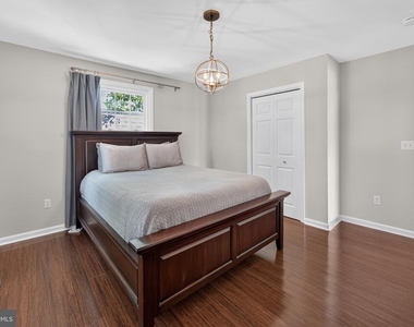 1035 Chester River Drive - Photo Thumbnail 24