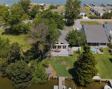1035 Chester River Drive - Photo Thumbnail 2