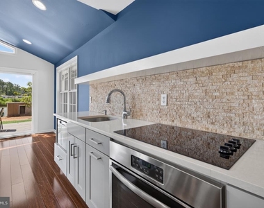 1035 Chester River Drive - Photo Thumbnail 16