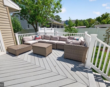 1035 Chester River Drive - Photo Thumbnail 30