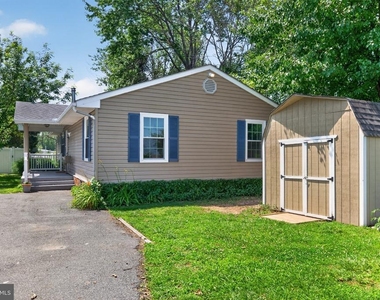 1035 Chester River Drive - Photo Thumbnail 36
