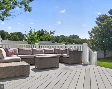 1035 Chester River Drive - Photo Thumbnail 31