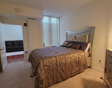 155 Potomac Psge - Photo Thumbnail 8
