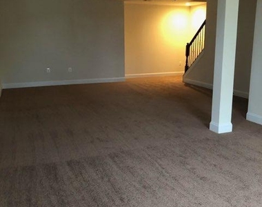 4506 Wycliffe Lane - Photo Thumbnail 11
