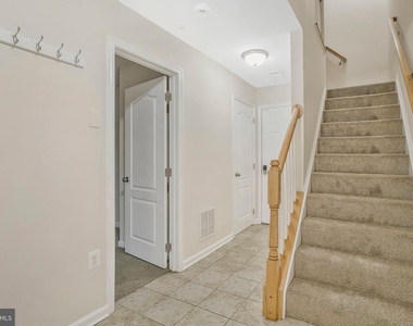 1612 Fernwood Drive - Photo Thumbnail 14