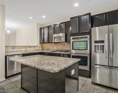 1612 Fernwood Drive - Photo Thumbnail 8