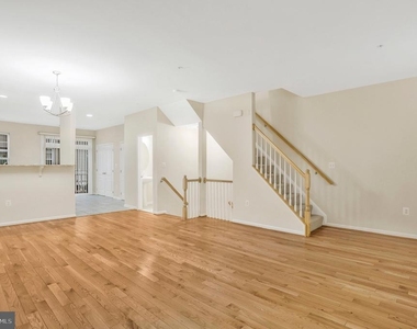 1612 Fernwood Drive - Photo Thumbnail 6