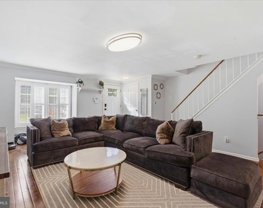 14229 Oakpointe Drive - Photo Thumbnail 2