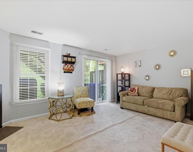14229 Oakpointe Drive - Photo Thumbnail 9