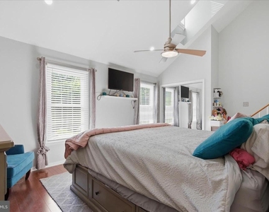 14229 Oakpointe Drive - Photo Thumbnail 13