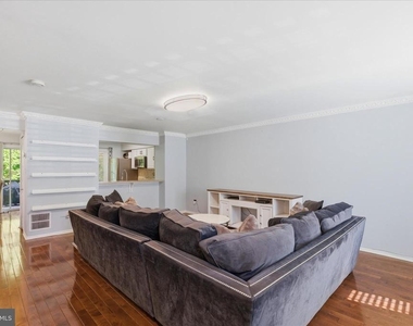 14229 Oakpointe Drive - Photo Thumbnail 1
