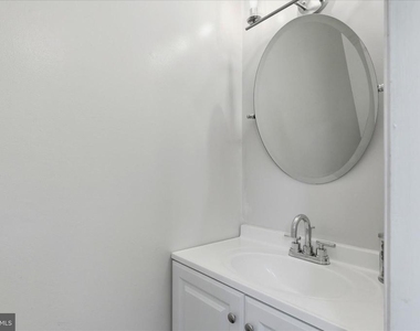 14229 Oakpointe Drive - Photo Thumbnail 3