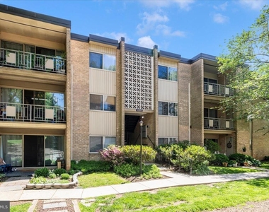 12202 Braxfield Court - Photo Thumbnail 46