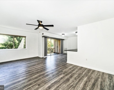 12202 Braxfield Court - Photo Thumbnail 5