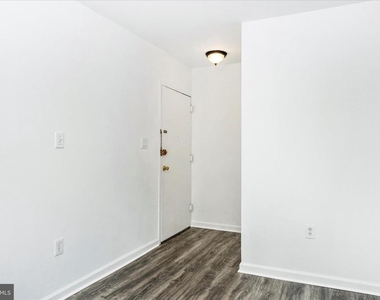 12202 Braxfield Court - Photo Thumbnail 3