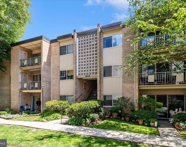 12202 Braxfield Court - Photo Thumbnail 45