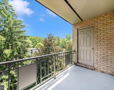 12202 Braxfield Court - Photo Thumbnail 40