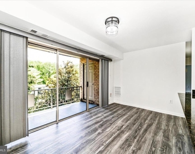 12202 Braxfield Court - Photo Thumbnail 12