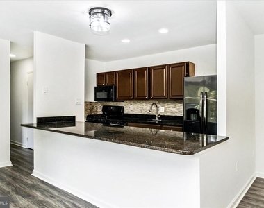 12202 Braxfield Court - Photo Thumbnail 16