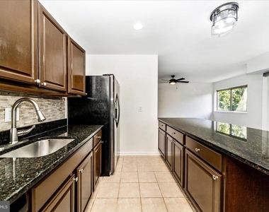 12202 Braxfield Court - Photo Thumbnail 17