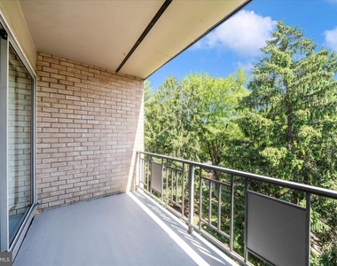 12202 Braxfield Court - Photo Thumbnail 38