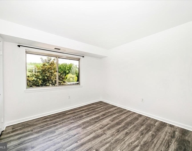 12202 Braxfield Court - Photo Thumbnail 29