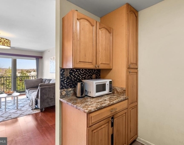 13304 Kilmarnock Way - Photo Thumbnail 13