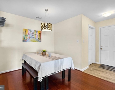 13304 Kilmarnock Way - Photo Thumbnail 14