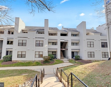 1639 Carriage House Terrace - Photo Thumbnail 1