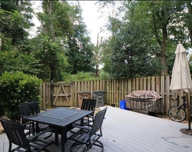 553 Monet Drive - Photo Thumbnail 8