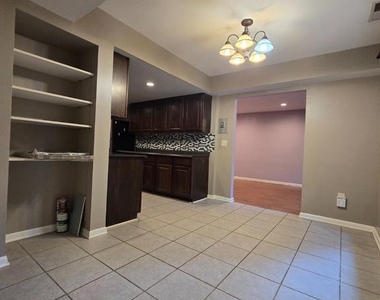 13209 Dairymaid Drive - Photo Thumbnail 7