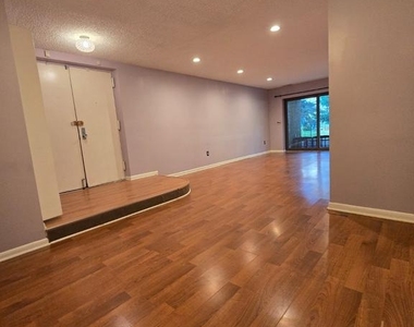 13209 Dairymaid Drive - Photo Thumbnail 3