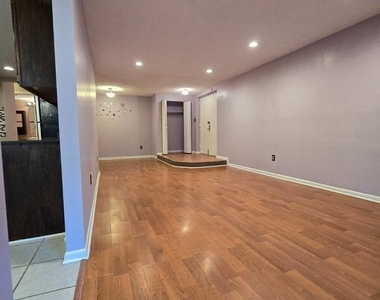 13209 Dairymaid Drive - Photo Thumbnail 4