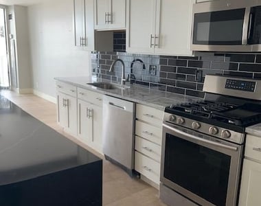 5101 River Road - Photo Thumbnail 5