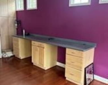 6706 Melody Lane - Photo Thumbnail 7