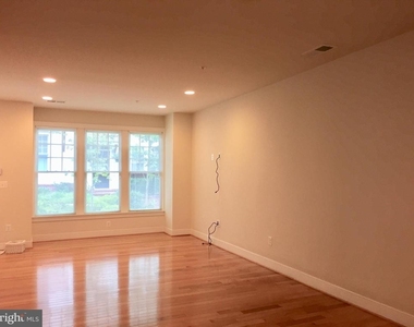 45 Ellsworth Heights Street - Photo Thumbnail 13
