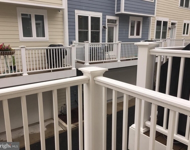45 Ellsworth Heights Street - Photo Thumbnail 32