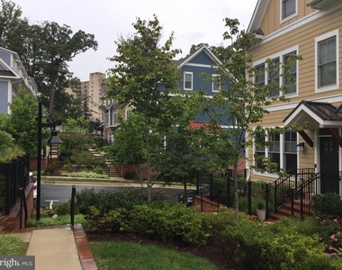 45 Ellsworth Heights Street - Photo Thumbnail 33