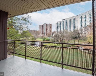 10428 Rockville Pik - Photo Thumbnail 15