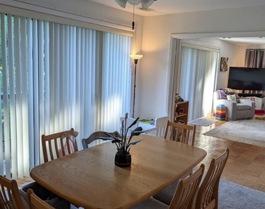 10087 Windstream Drive - Photo Thumbnail 5