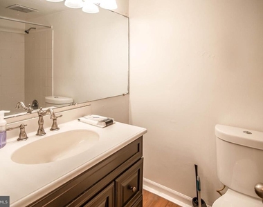 9627 White Acre A4 Road - Photo Thumbnail 11