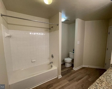 8870 Papillon Drive - Photo Thumbnail 7