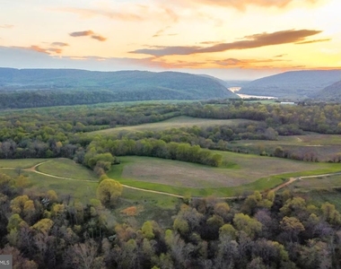 405 Potomac View Parkway - Photo Thumbnail 56
