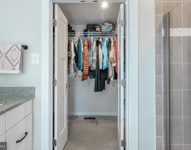 405 Potomac View Parkway - Photo Thumbnail 21