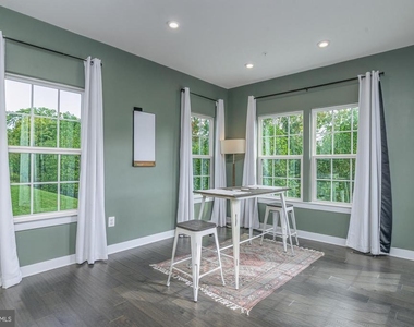 405 Potomac View Parkway - Photo Thumbnail 8