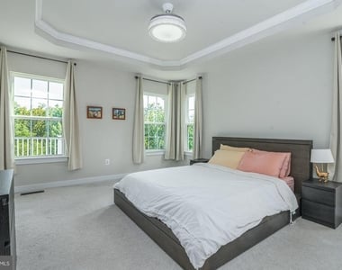405 Potomac View Parkway - Photo Thumbnail 16