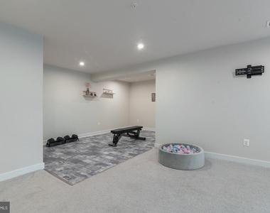 405 Potomac View Parkway - Photo Thumbnail 38